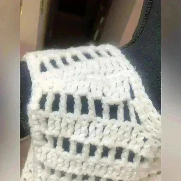 BOHO LONG WHITE OPEN CROCHETED VEST COUNTRY CONCERTS COASTAL COWGIRL SIZE S M L - Picture 9 of 10